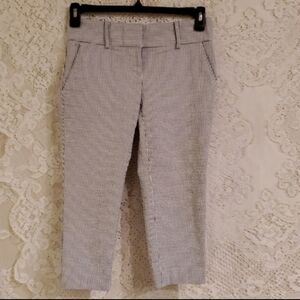 Petite sz 2 Ann Taylor vertical striped capri pants